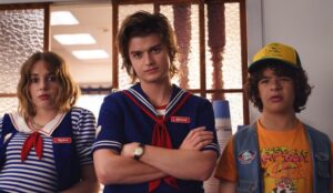 Stranger Things 3 Steve e Dustin immagini ufficiali Credits Netflix