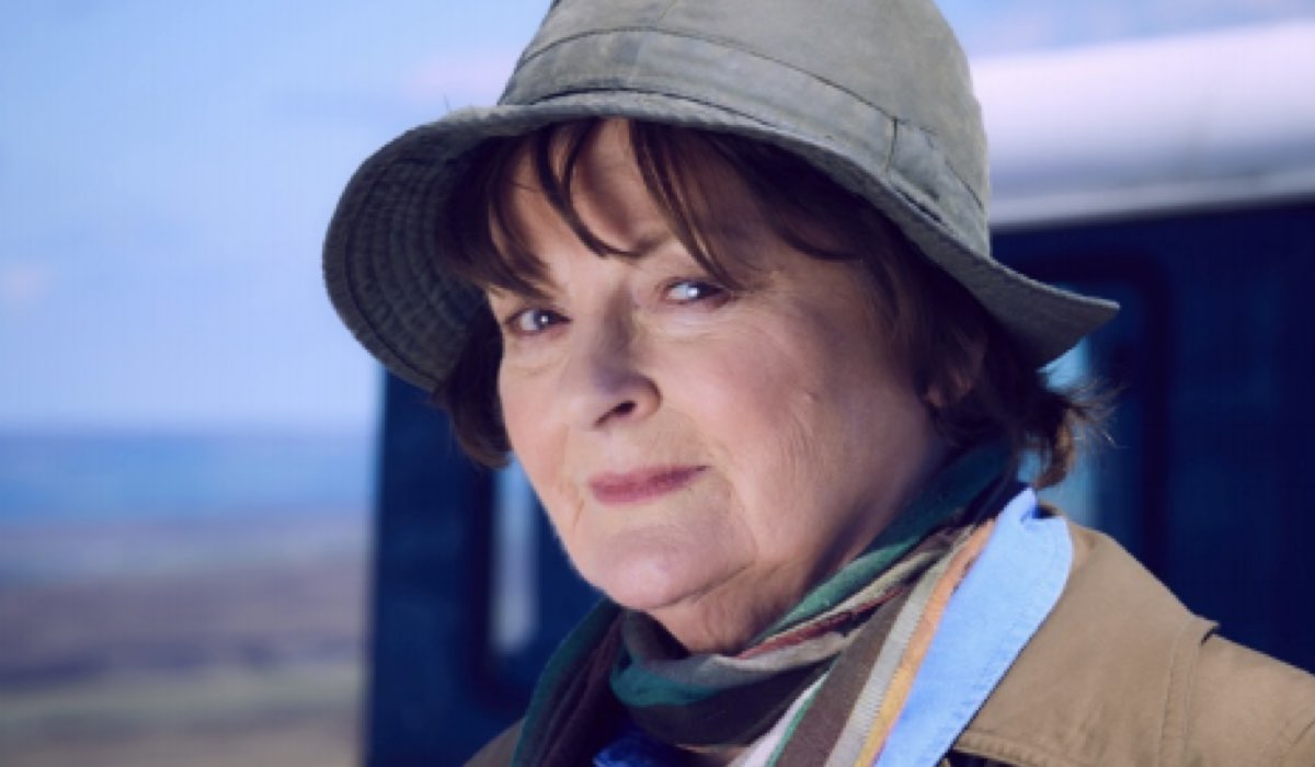 Brenda Blethyn in Vera 10 Credits ITV
