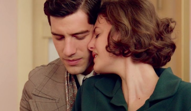 Il paradiso delle signore Riccardo e Nicoletta mentre lei è in travaglio Credits RAI