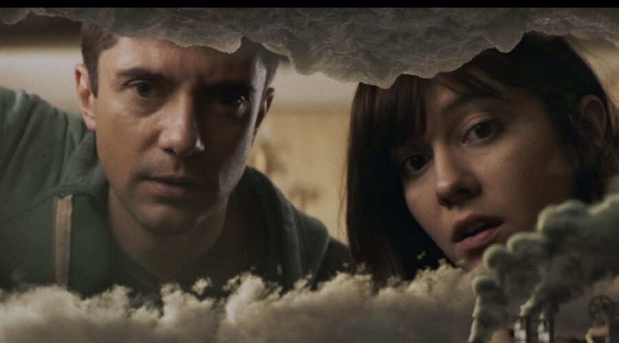 Topher Grace e Mary Elizabeth Winstead In Love Death And Robots. Credits: Netflix