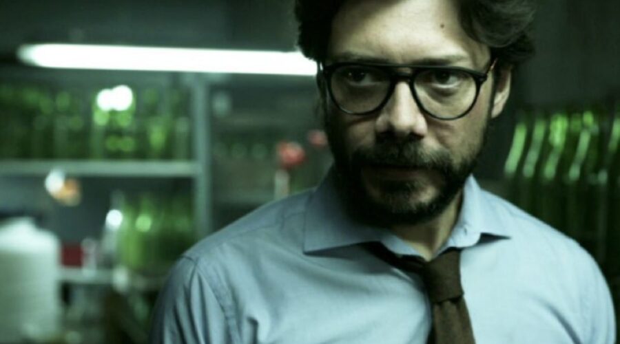 Il Professore (Sergio) ne La casa di carta Credits Netflix