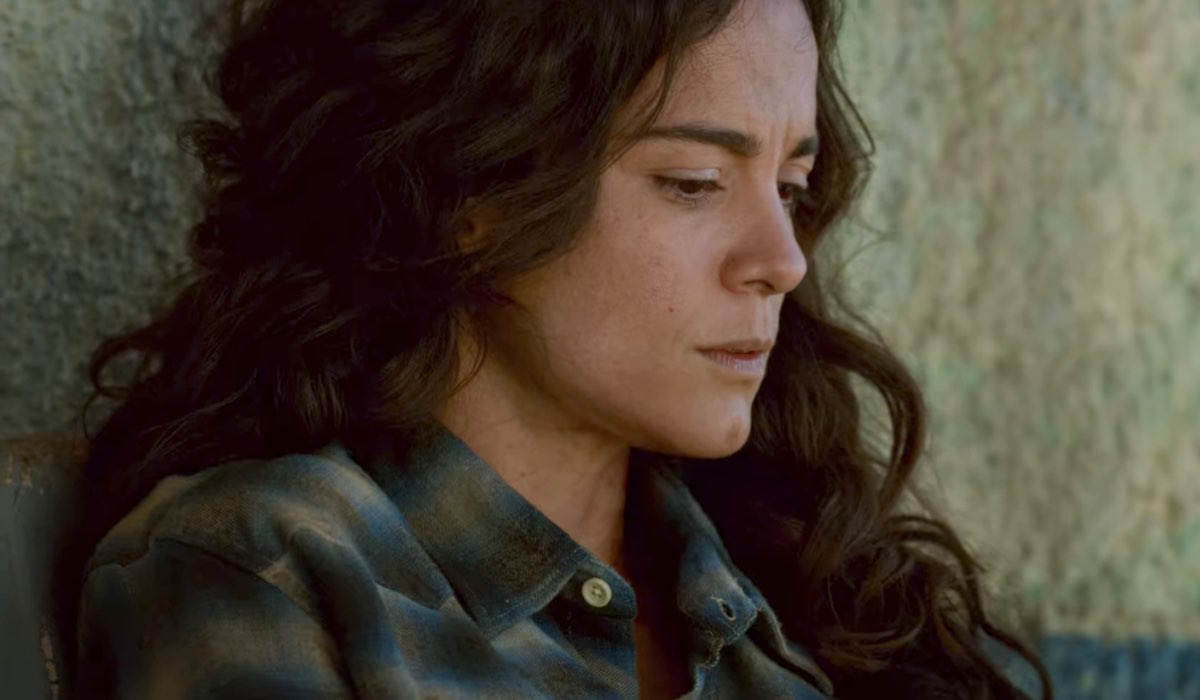 Regina del Sud Alice Braga nei panni di Teresa Mendoza in una scena del pilot Credits Netflix