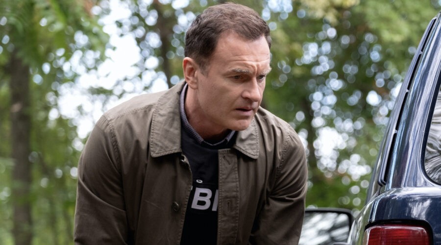 Julian McMahon (Jess Lecroix) in una scena di