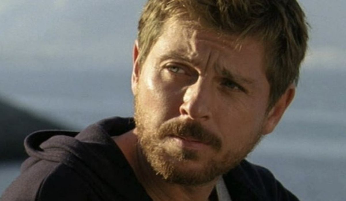 Claudio Gioè nei panni di Ivan di Meo nella fiction Squadra antimafia -palermo Oggi, Credits by Mediaset e Taodue