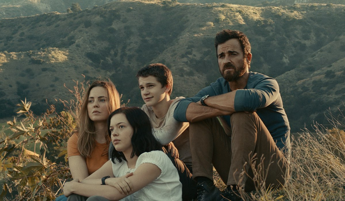 Justin Theroux, Melissa George, Logan Polish e Gabriel Bateman In The Mosquito Coast.Credits: Apple Tv Plus