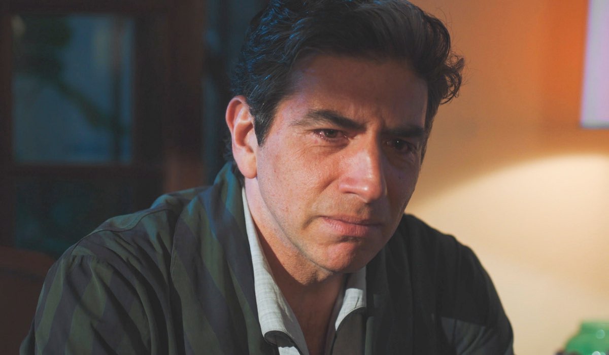 Giorgio Ambrosoli Il prezzo del coraggio Claudio Castrogiovanni è Silvio Novembre Credits RAI