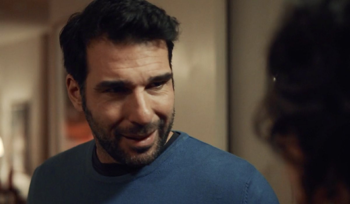 Ognuno è perfetto fiction con Edoardo Leo, qui nel primo episodio della prima stagione Credits RAI