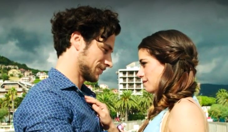 Paolo Bernardini è Francesco Ricci, qui con Giulia Michelini interprete di Rosy in Rosy Abate - La Serie Credits Mediaset
