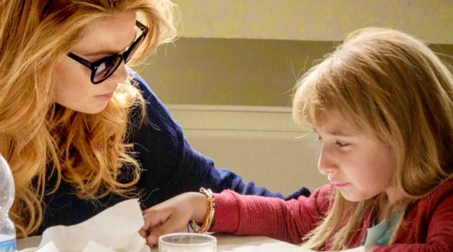 Come una madre fiction RAI, qui Angela e Valentina Credits RAI