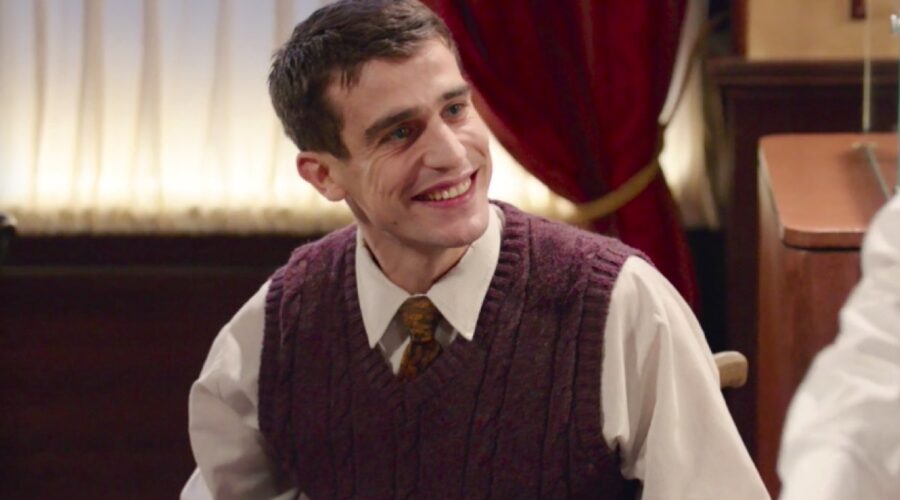 Il Paradiso delle Signore 4 Federico Cattaneo interpretato da Alessandro Fella nella puntata 82 Credits RAI