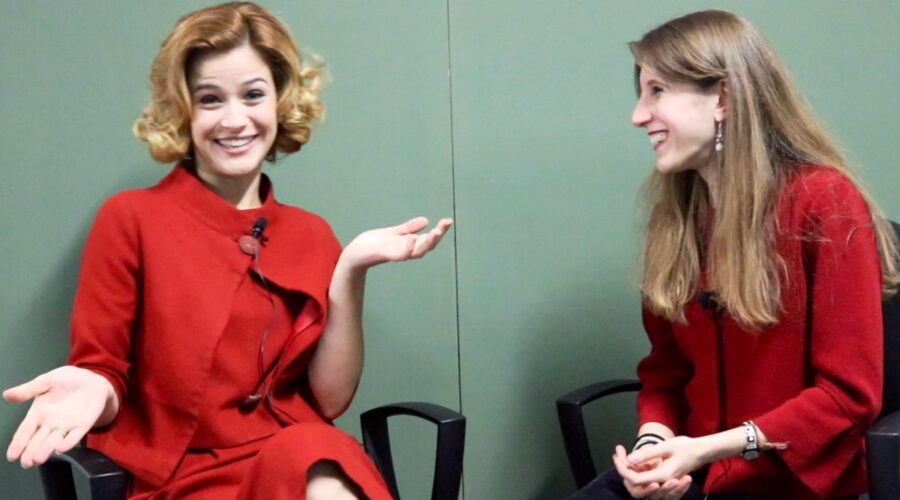 Il Paradiso delle Signore 4 intervista a Ilaria Rossi interpreta di Gabriella Rossi, qui mentre rivela la sua coppia preferita della soap