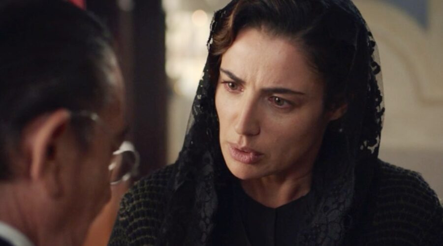 La Vita Promessa: Carmela Rizzo interpretata da Luisa Ranieri in una scena del primo episodio della prima stagione. Credits: Rai