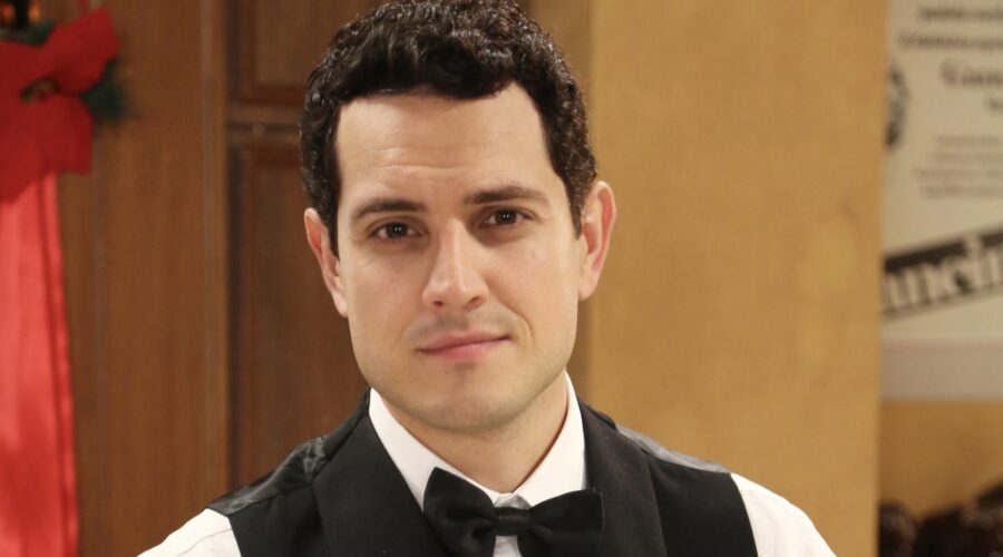 Emanuel Caserio interpreta Salvatore Amato ne Il Paradiso delle Signore Daily 2 Credits P. Bruni e RAI