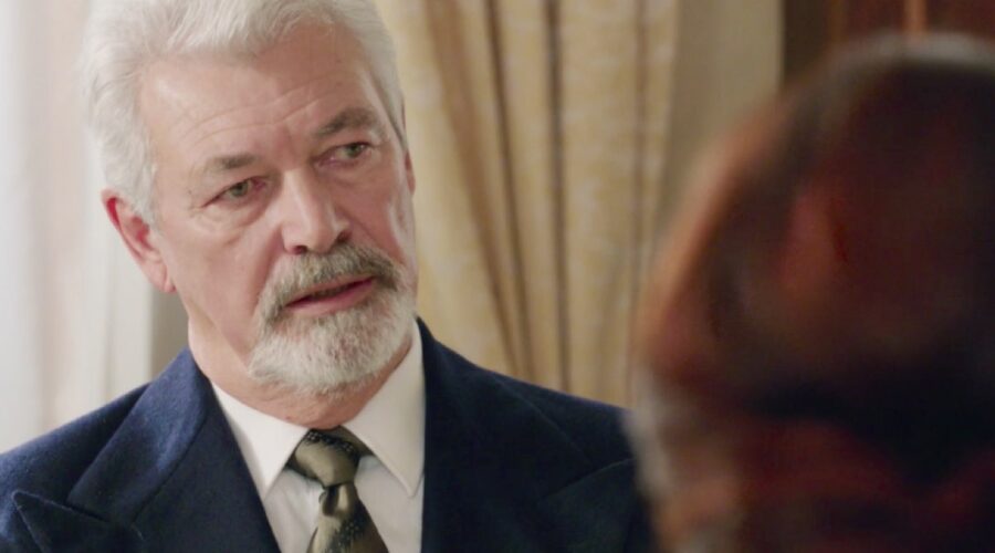 Il Paradiso delle Signore 4 Achille Ravasi interpretato da Roberto Alpi e Adelaide di Sant'Erasmo interpretata da Vanessa Gravina nella puntata 84 Credits RAI