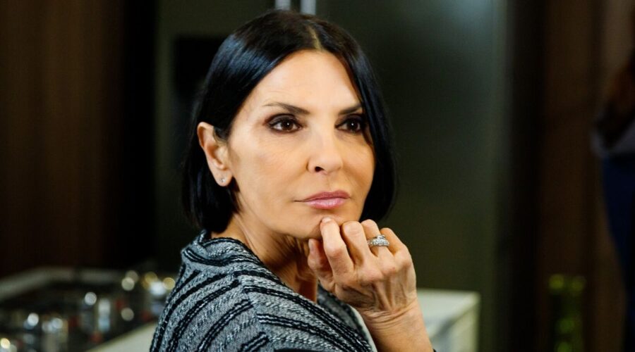 Marina in Un Posto al sole soap opera italiana, Credits Rai