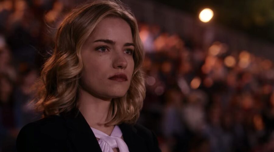 Willa Fitzgerald nei panni di Colette French in Prova a Sfidarmi. Credits Netflix