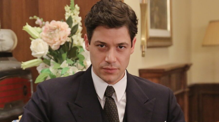 Alessandro Cosentini interpreta Cosimo Bergamini ne Il Paradiso delle Signore Daily 2 Credits foto di P. Bruni e RAI