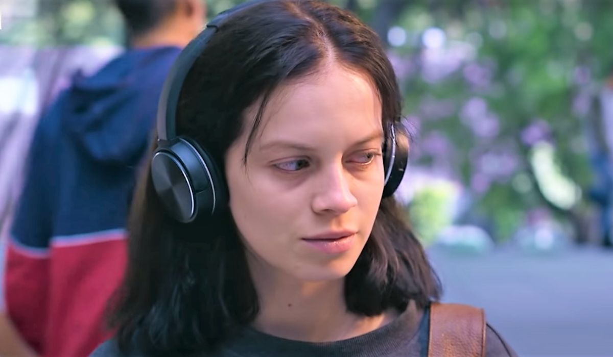 Ana Valeria Becerril è Sofia in Control Z serietv, Credits Netflix