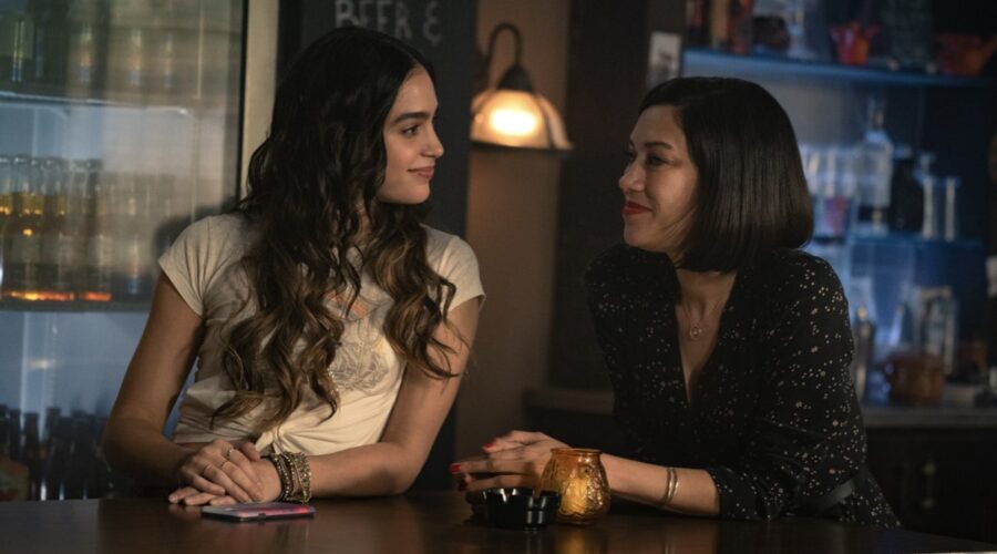 Da sinistra Melissa Barrera e Mishel Prada. Vida terza stagione, su Starzplay dal 26 aprile ogni domenica