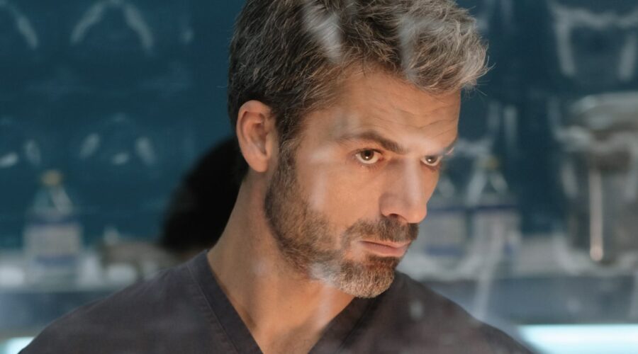 Doc - Nelle tue mani Andrea Fanti interpretato da Luca Argentero qui nell'episodio 8 Il giuramento di Ippocrate RAI