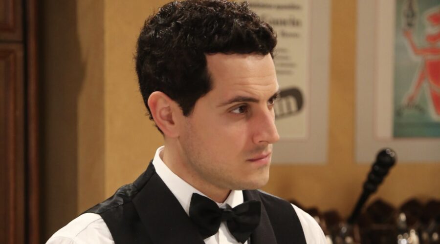 Il Paradiso delle Signore 4 Salvatore Amato interpretato da Emanuel Caserio Credits P. Bruni e RAI