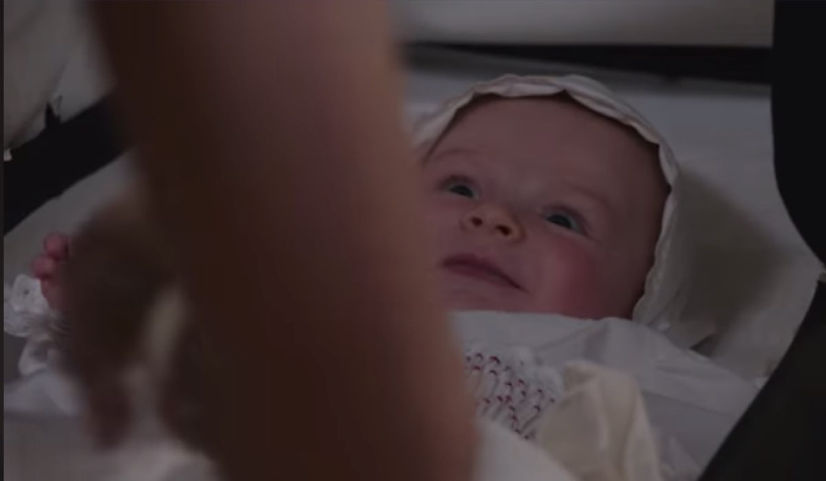 Il Paradiso delle Signore una neonata nel promo in onda lunedì 27 aprile 2020 dopo la puntata 135 Credits RAI