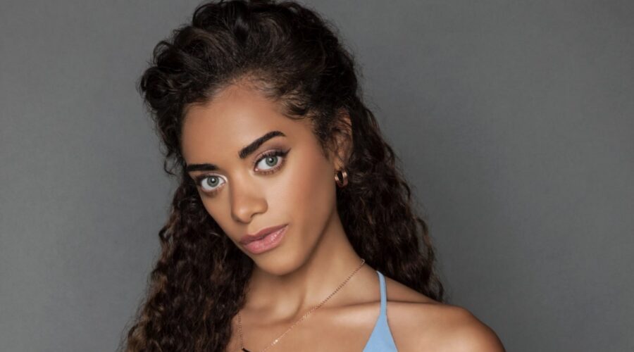 Kiara Barnes interpreta Zoe nella soap Beautiful Credits CBS