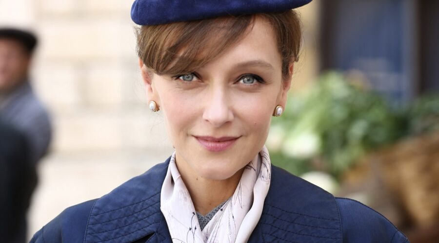 Marta Richeldi interpreta Silvia Cattaneo ne Il Paradiso delle Signore, qui nella stagione Daily 2 Credits RAI