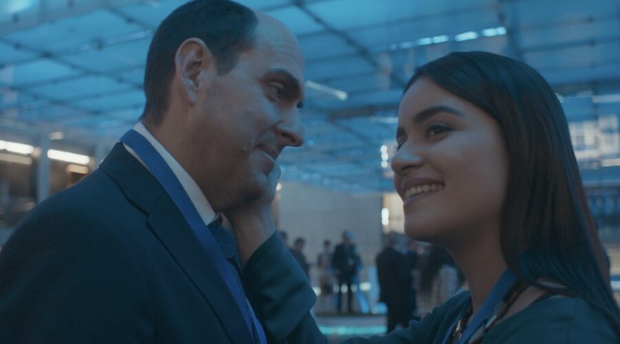 Andrés Parra e Paulina Gaitán in una scena di El Presidente. Credits Amazon Prime Video