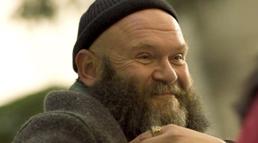 Darko Peric nei panni di Helsinki ne La Casa di Carta 3x05 Credits Netflix