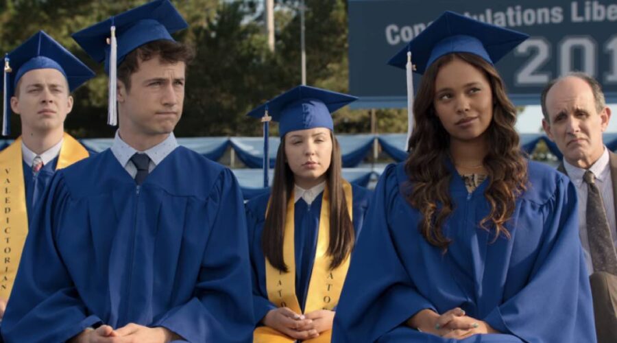 Dylan Minnette e Alisha Boe sono Clay Jensen e Jessica Davis Credits David Moir e Netflix © 2020