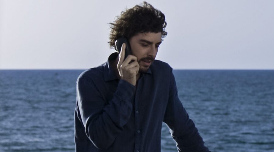 Il giovane Montalbano 2, qui Michele Riondino che interpreta Salvo Credits RAI e Fabrizio Di Giulio