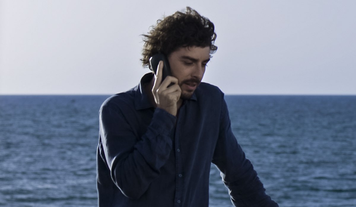 Il giovane Montalbano 2, qui Michele Riondino che interpreta Salvo Credits RAI e Fabrizio Di Giulio