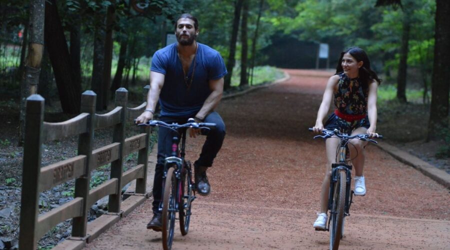 Sanem e Can in Daydreamer Credits GLOBAL TELIF HAKLARI YAPIMCILIK TIC. A.S.