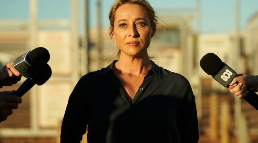 Asher Keddie è Claire in Stateless serie tv, Credits Ben King e Netflix