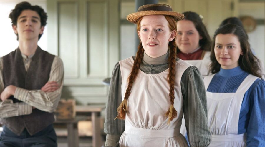 Chiamatemi Anna 3, Amybeth McNulty, Glenna Walters, Dalila Bela nel settimo episodio Credits Ken Woroner e Netflix