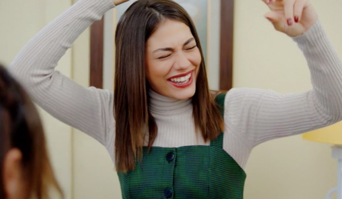 Daydreamer Sanem interpretata da Demet Özdemir, qua nella puntata 53 Credits Mediaset
