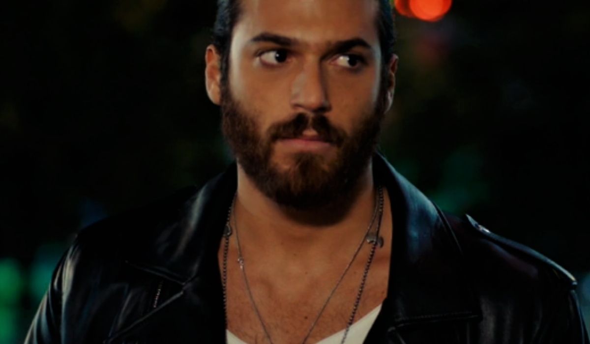 Emre sente Sanem ed Emre parlare nella puntata 47 di Daydreamer Credits Mediaset