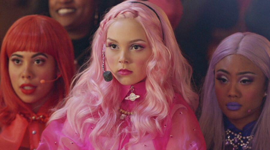 Julie and The Phantoms, una scena dell'episodio 6 della prima stagione. Credits: Netflix