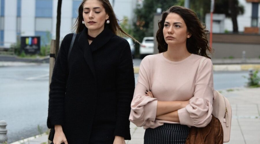 Leyla e Sanem in Daydreamer soap turca, Credits Mediaset