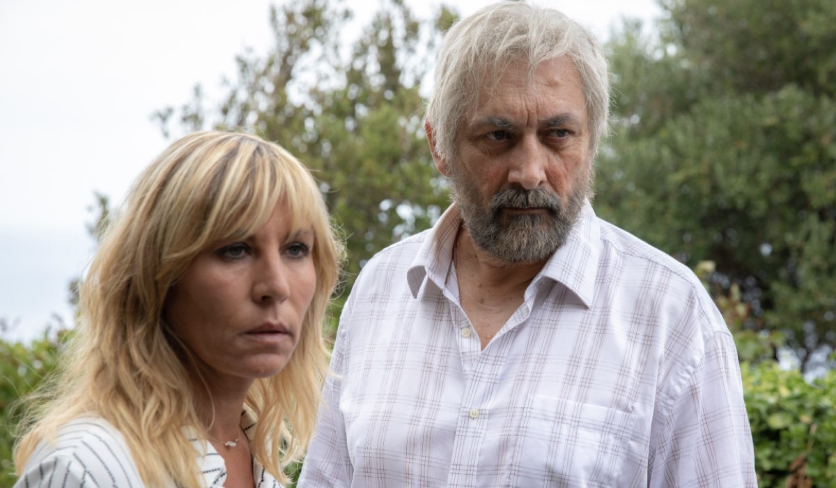 L'ora della verità MATHILDE SEIGNER interpreta CLOTILDE BARON E SERGE RIABOUKINE interpreta CASSANU IDRISSI Credits Mediaset