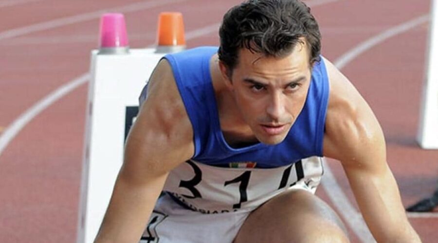 Michele Riondino nei panni del protagonista nella fiction Pietro Mennea - La freccia del Sud Credits RAI