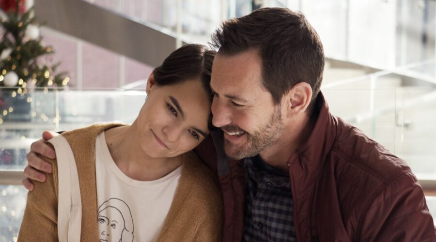 TRINKETS 2, episodio 10 BRIANNA HILDEBRAND interpreta ELODIE DAVIS e LARRY SULLIVAN interpreta DOUG DAVIS Credits COURTESY OF NETFLIX 2020