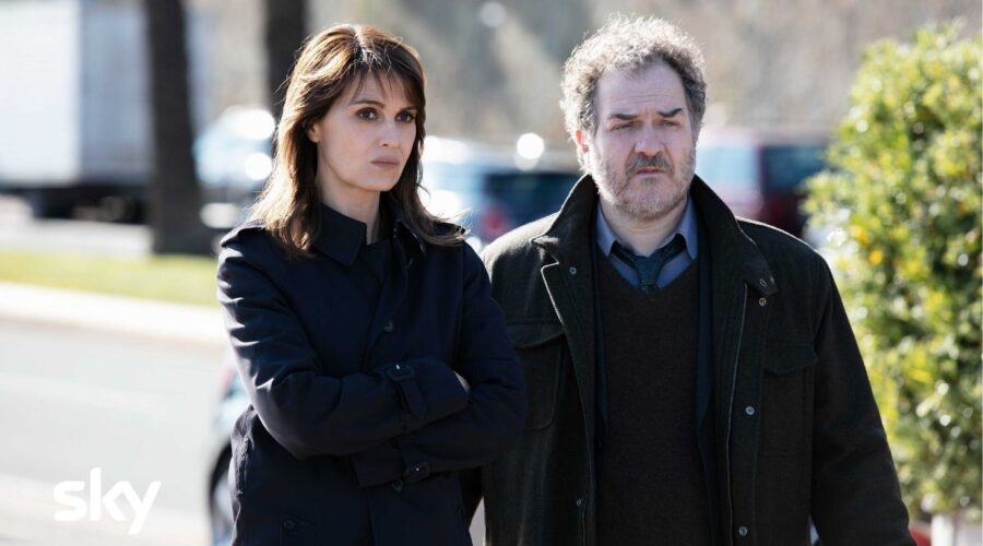 Andrea Pennacchi e Paola Cortellesi in una scena di Petra serie Sky, Credits Luisa Carcavale