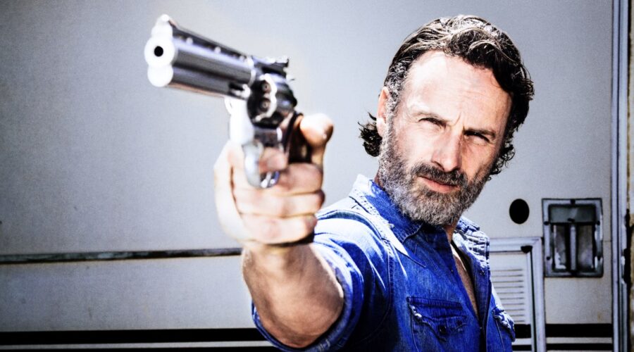 Andrew Lincoln nei panni di Rick Grimes in The Walking Dead. Credits: Fox Italia e AMC