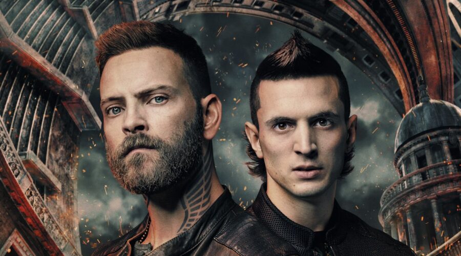Da sinistra: Alessandro Borghi (Aureliano) e Giacomo Ferrara (Spadino) nel poster di Suburra 3. Credits: Netflix.
