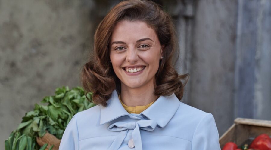 Il Paradiso delle Signore 4 Federica Girardello nei panni di Nicoletta Cattaneo che torna a Milano Credits RAI