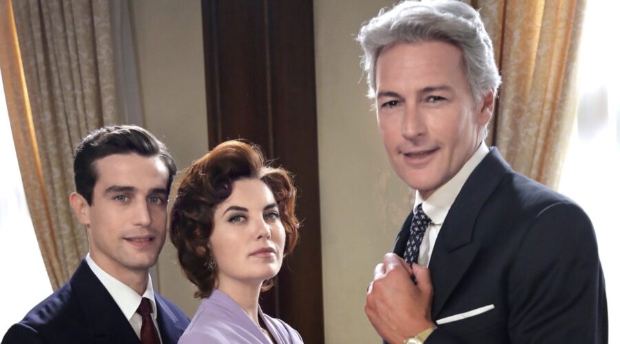 Il Paradiso delle Signore 4 Federico Cattaneo, Adelaide Di Sant'Erasmo e Umberto Guarnieri interpretati da Alessandro Fella, Vanessa Gravina e Umberto Guarnieri Credits P. Bruni e RAI