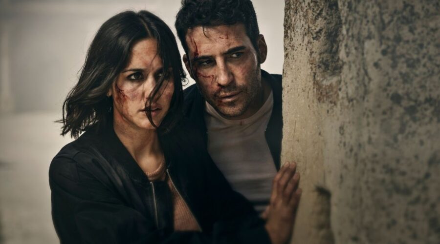 Miguel Angel Silvestre e Megan Montaner in 30 Coins serie HBO Europe Credits Manolo Pavon