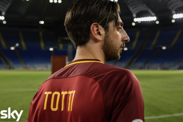Pietro Castellitto nei panni di Totti. Ph Credits Fabio Zayed
